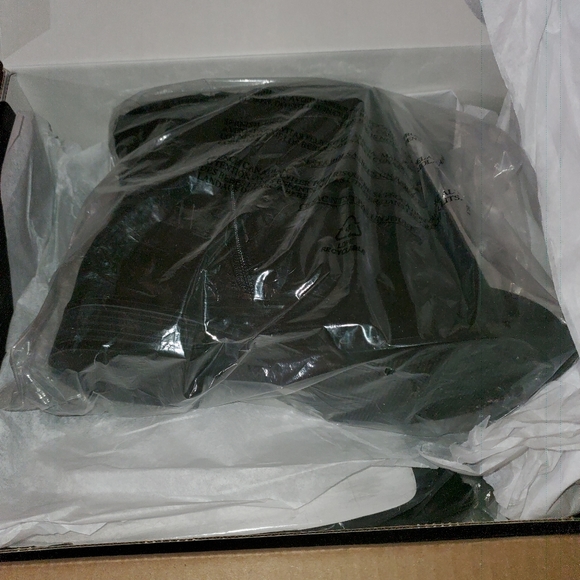 Knee high Boots - Picture 6 of 8